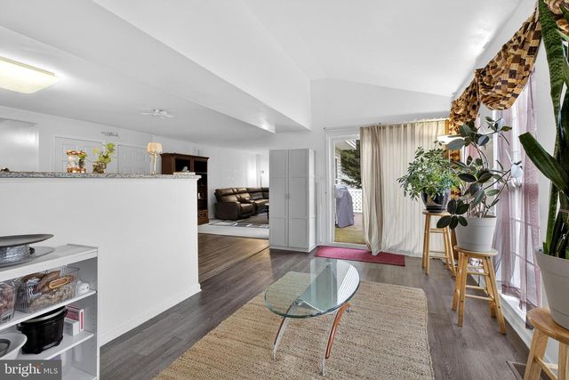 250 E BRAEBURN DR, Smyrna, DE 19977