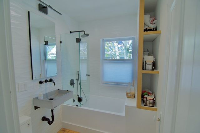 97 Sawyer Ave, Boston, MA 02125