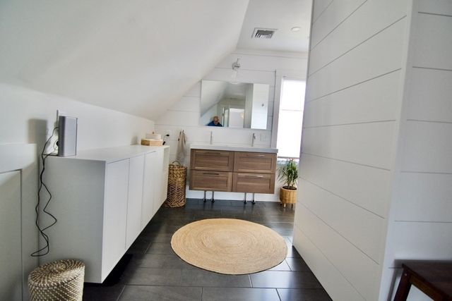 97 Sawyer Ave, Boston, MA 02125
