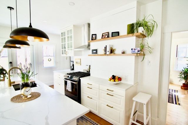 97 Sawyer Ave, Boston, MA 02125