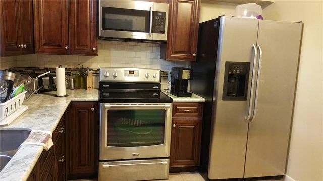 9219 Carousel Lane, Houston, TX 77080