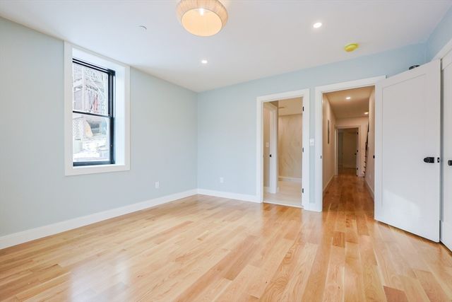 68 Rowe St 2, Boston, MA 02131