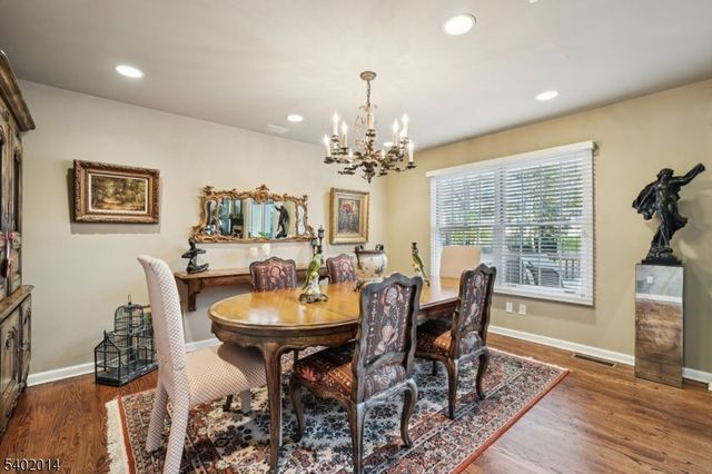 12 Hadley Ln, Wayne Twp., NJ 07470