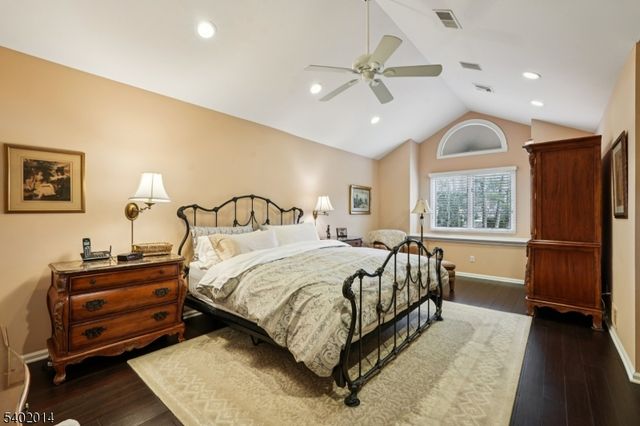 12 Hadley Ln, Wayne Twp., NJ 07470