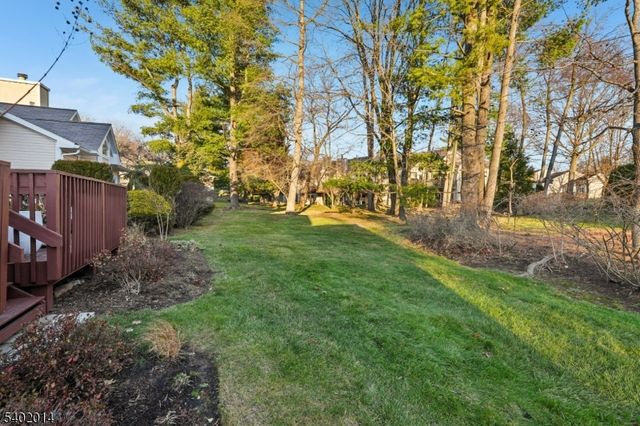 12 Hadley Ln, Wayne Twp., NJ 07470