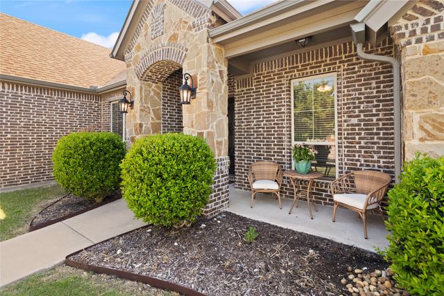 123 Claremont Drive, Ovilla, TX 75154