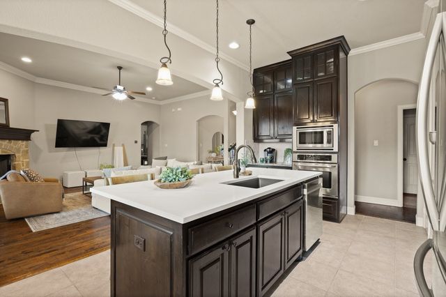 123 Claremont Drive, Ovilla, TX 75154