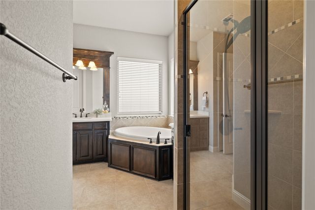 123 Claremont Drive, Ovilla, TX 75154