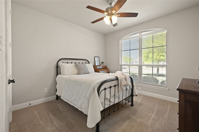 123 Claremont Drive, Ovilla, TX 75154