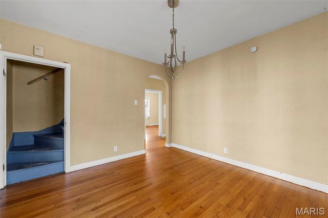 8738 Partridge Avenue, St Louis, MO 63147