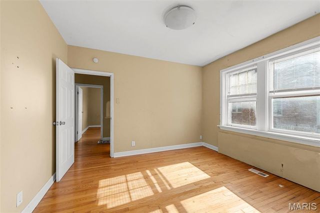 8738 Partridge Avenue, St Louis, MO 63147