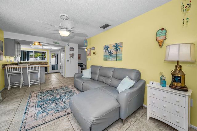 505 WHISPERING OAK DRIVE, Tarpon Springs, FL 34689