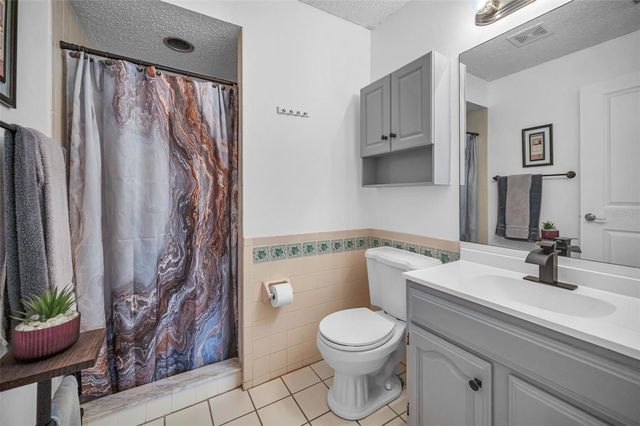 505 WHISPERING OAK DRIVE, Tarpon Springs, FL 34689