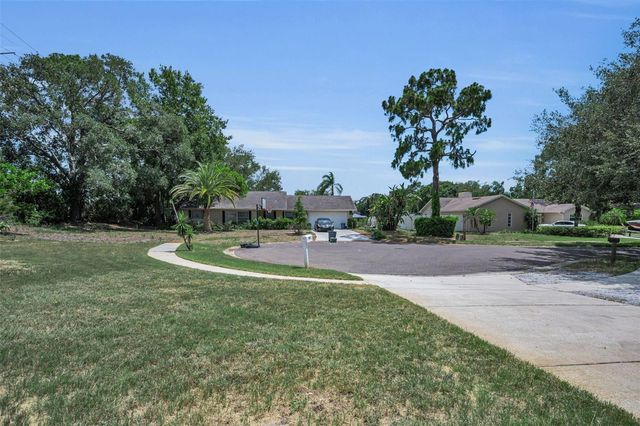 505 WHISPERING OAK DRIVE, Tarpon Springs, FL 34689