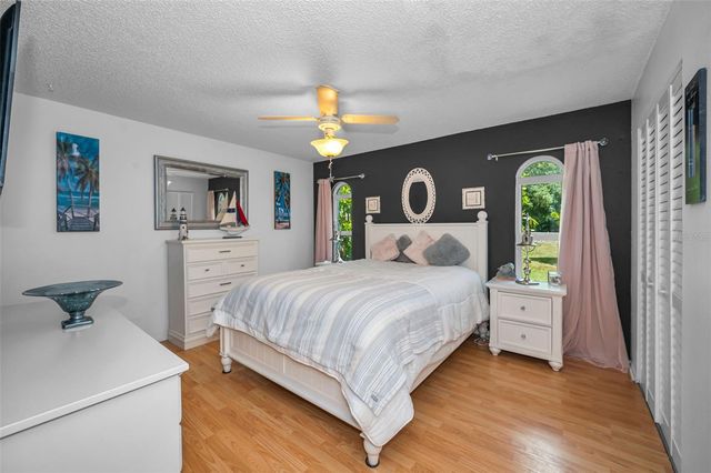 505 WHISPERING OAK DRIVE, Tarpon Springs, FL 34689