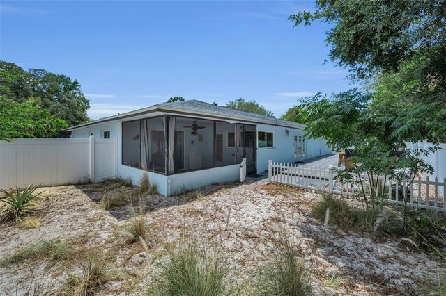 505 WHISPERING OAK DRIVE, Tarpon Springs, FL 34689
