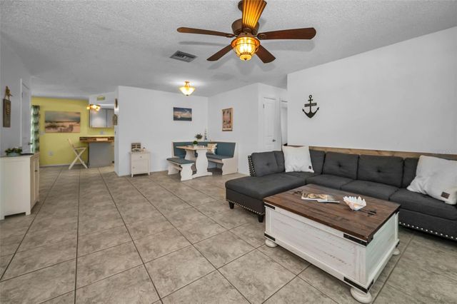 505 WHISPERING OAK DRIVE, Tarpon Springs, FL 34689