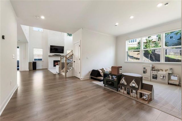 4010 Maple Oak Court, Kennesaw, GA 30152