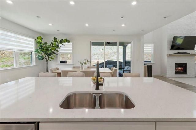 4010 Maple Oak Court, Kennesaw, GA 30152