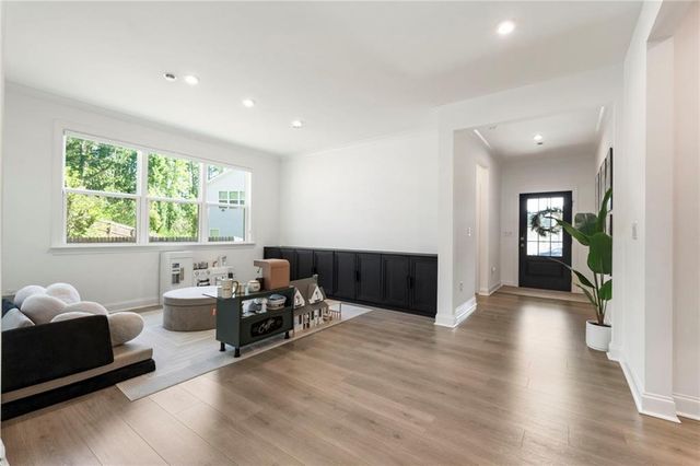 4010 Maple Oak Court, Kennesaw, GA 30152