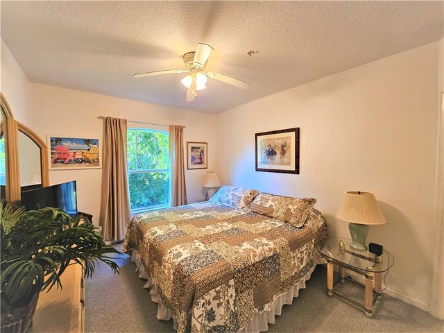 5050 Fairways Circle E301, Vero Beach, FL 32967