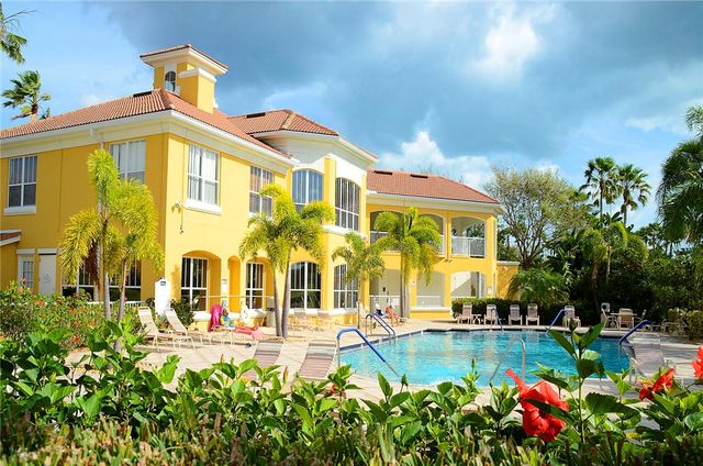 5050 Fairways Circle E301, Vero Beach, FL 32967