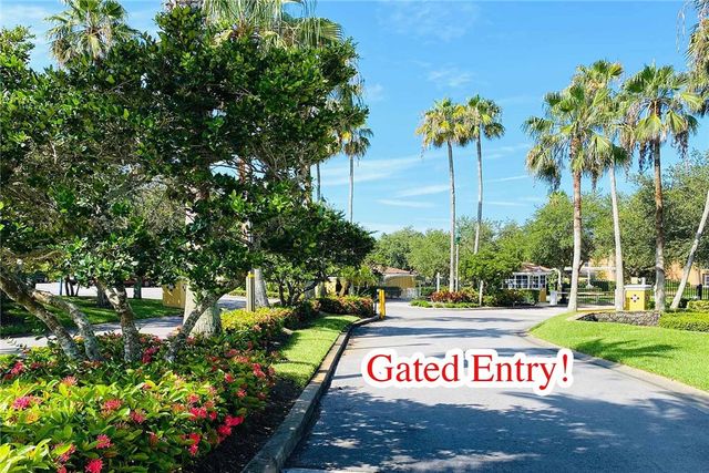 5050 Fairways Circle E301, Vero Beach, FL 32967