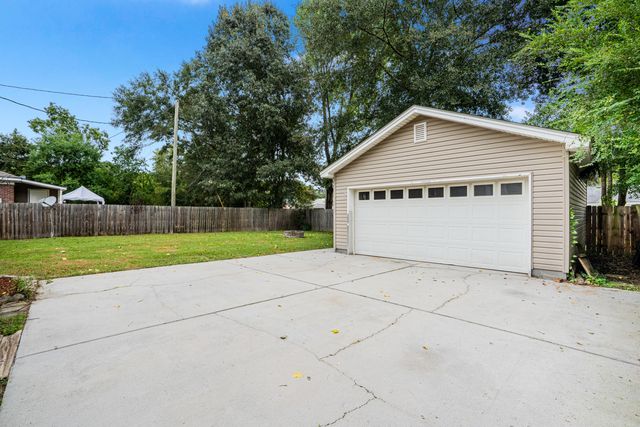 434 Clarine Drive, Goose Creek, SC 29445