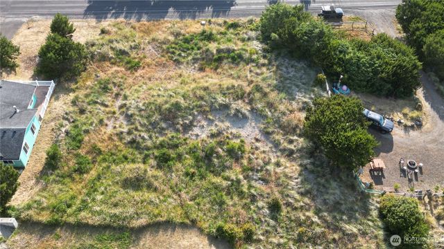 32900 I Street, Ocean Park, WA 98640