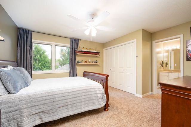 15301 Maple Drive, Urbandale, IA 50323