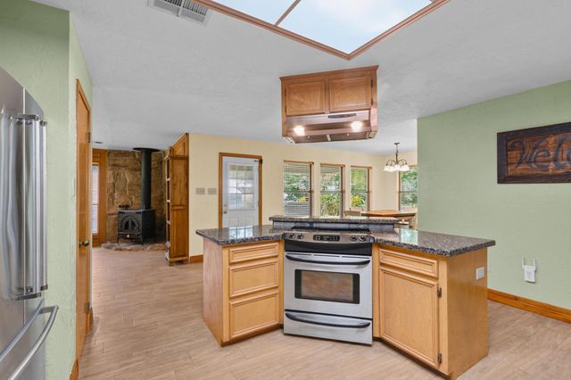 31610 Debbi Lane, Magnolia, TX 77355