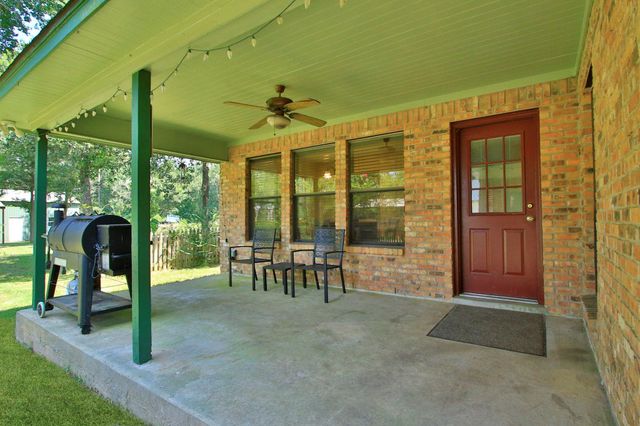 31610 Debbi Lane, Magnolia, TX 77355