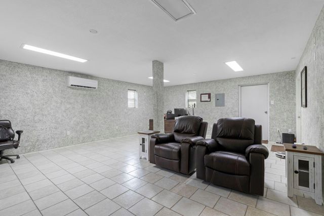 31610 Debbi Lane, Magnolia, TX 77355