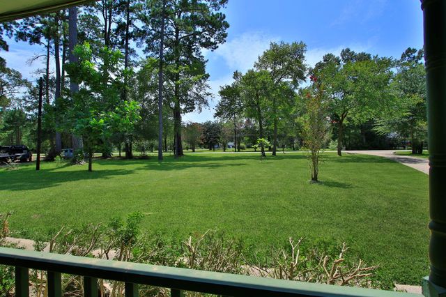 31610 Debbi Lane, Magnolia, TX 77355