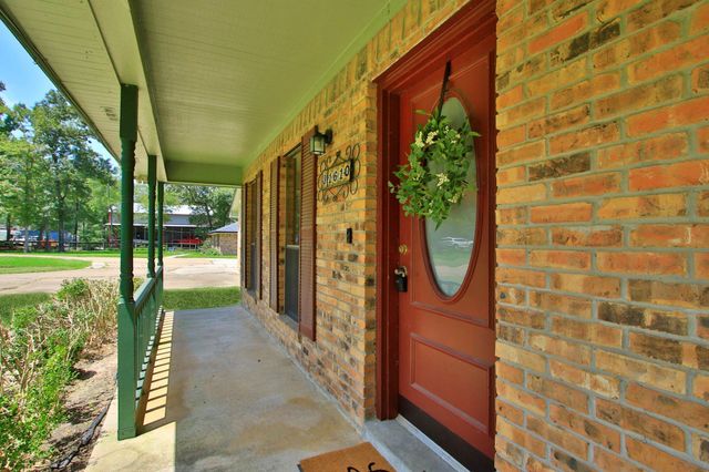 31610 Debbi Lane, Magnolia, TX 77355