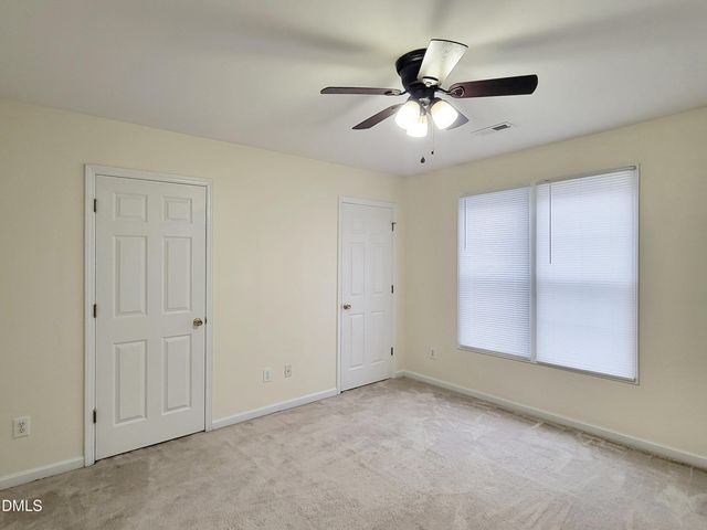 33 Cheltenham Drive, Clayton, NC 27520