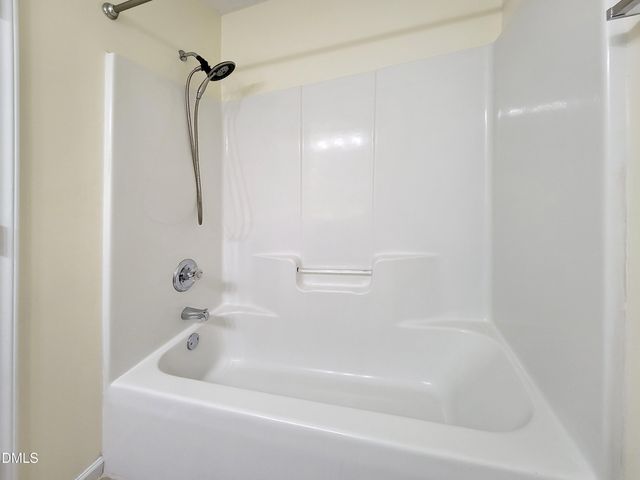 33 Cheltenham Drive, Clayton, NC 27520