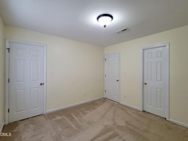 33 Cheltenham Drive, Clayton, NC 27520