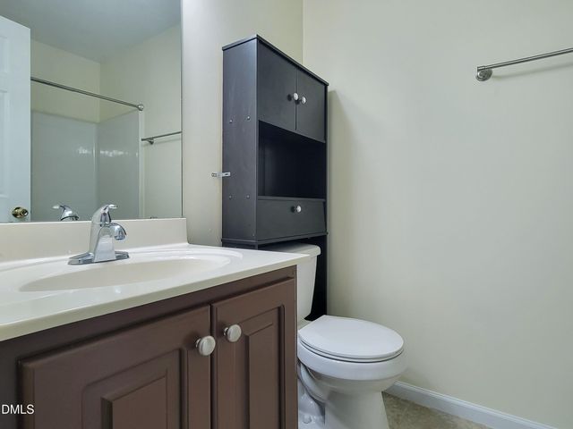 33 Cheltenham Drive, Clayton, NC 27520