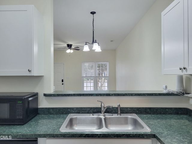 33 Cheltenham Drive, Clayton, NC 27520