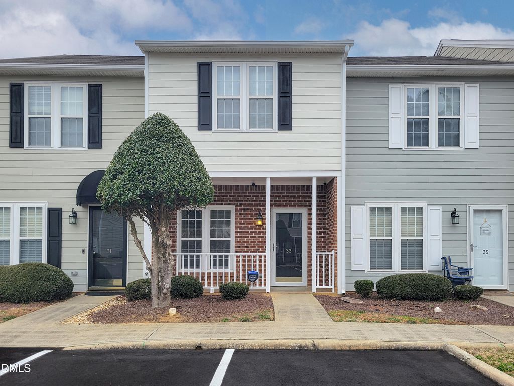 33 Cheltenham Drive, Clayton, NC 27520