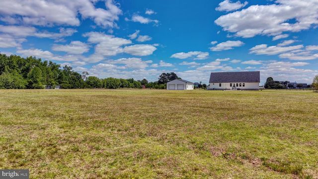 10910 WARRINGTON LN, Laurel, DE 19956