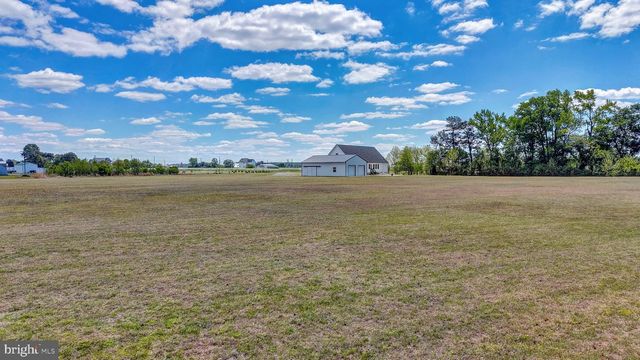 10910 WARRINGTON LN, Laurel, DE 19956