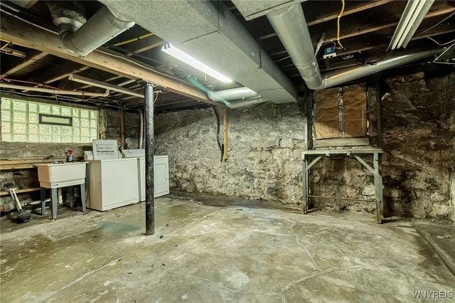 142 Englewood Avenue, Buffalo, NY 14214