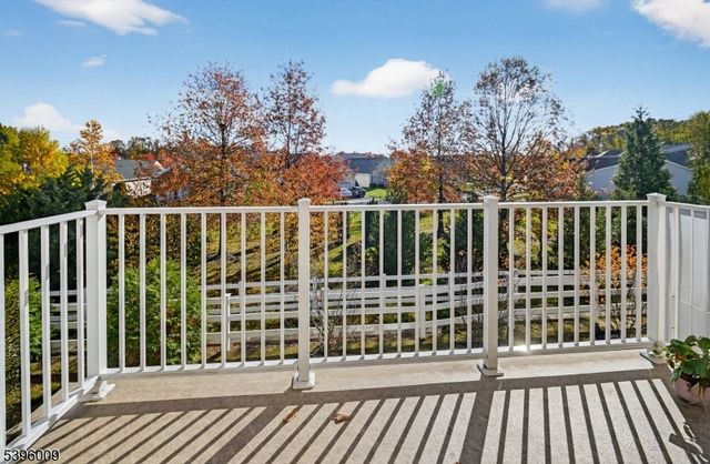 67 Grabowski Dr, Sayreville Boro, NJ 08859