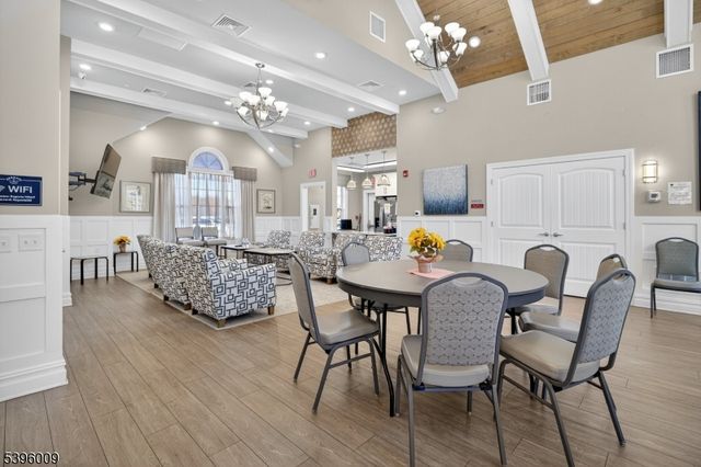 67 Grabowski Dr, Sayreville Boro, NJ 08859