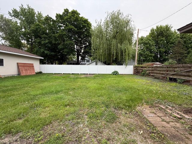 1770 SMITH STREET, Wisconsin Rapids, WI 54494