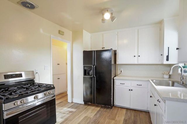 3515 Moccasin Ave, San Diego, CA 92117