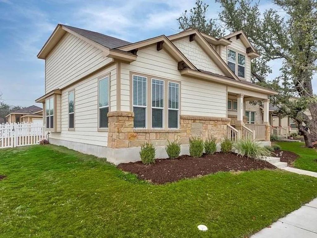 820 Gabriel Mills DR, Round Rock, TX 78664