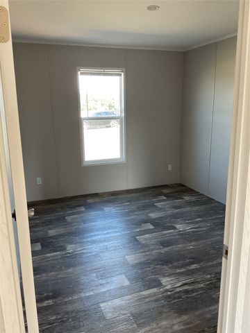 137 Firefly Drive, Springtown, TX 76082